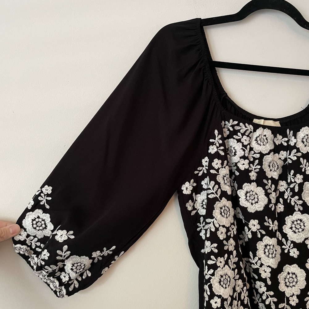 Savanna Jane Floral Embroidered Blouse Black Sz S Boho Western Eyelet Scalloped - Picture 3 of 9